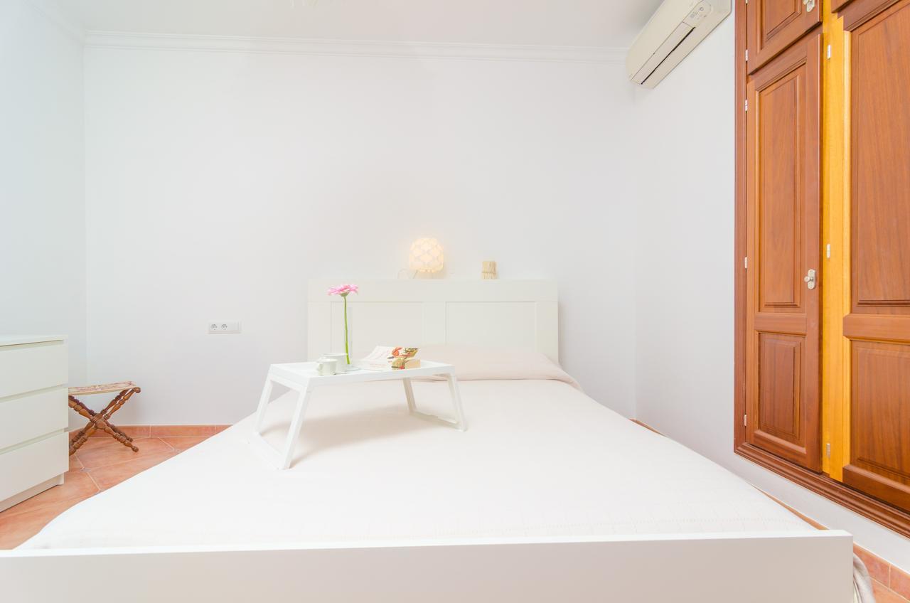 Ses Covetes Villa Петра Екстериор снимка