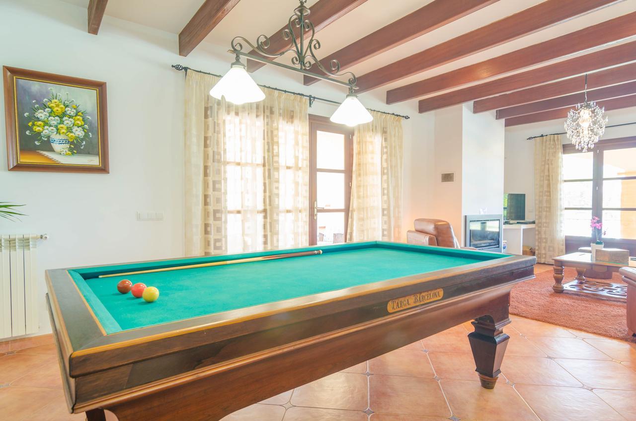 Ses Covetes Villa Петра Екстериор снимка
