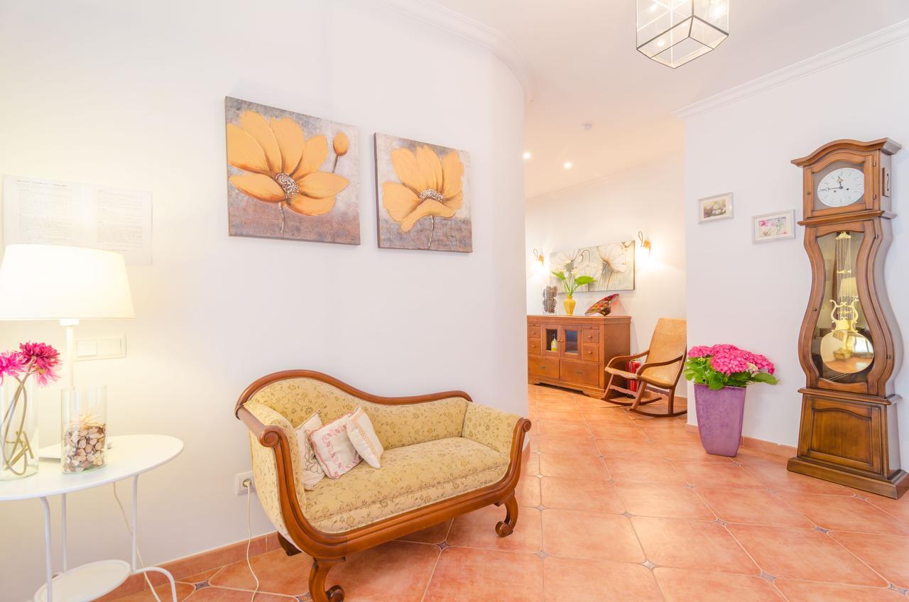 Ses Covetes Villa Петра Екстериор снимка